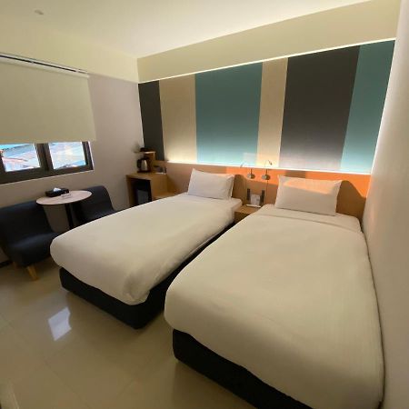 Fu Kuang Hotel Pingtung Екстер'єр фото
